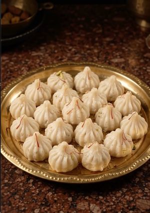 A picture of Ukadiche Modak.