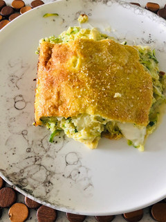 Una foto de Budín de zapallitos italianos, pan y puerros de Patricia