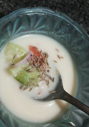 A picture of Mix vegetables zeera raita.