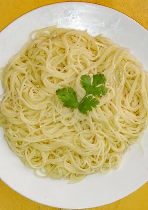 Una foto de Fideos Capellini con Mantequilla