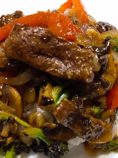 A picture of Beef stir fry.