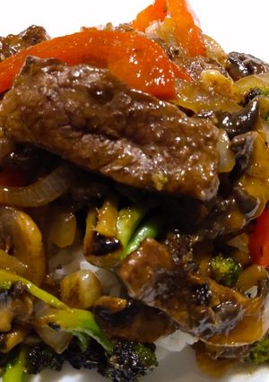 A picture of Beef stir fry.