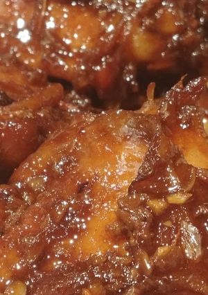 A picture of Korean Chicken.