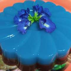 รูปของ Puding Lapis Coklat ~ Bunga Telang