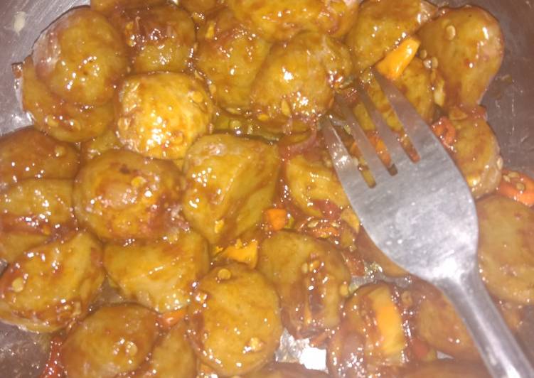 Bakso tumis pedas manis