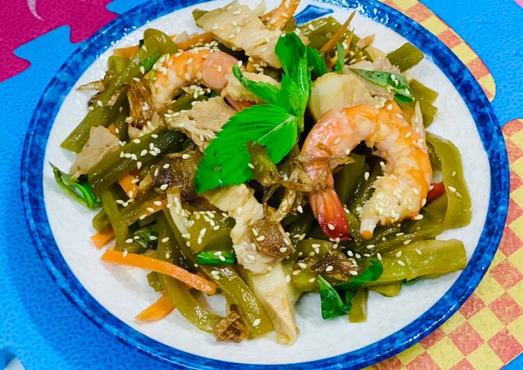 Recipe of Ultimate Gỏi Rau Tiến Vua Tôm Thịt