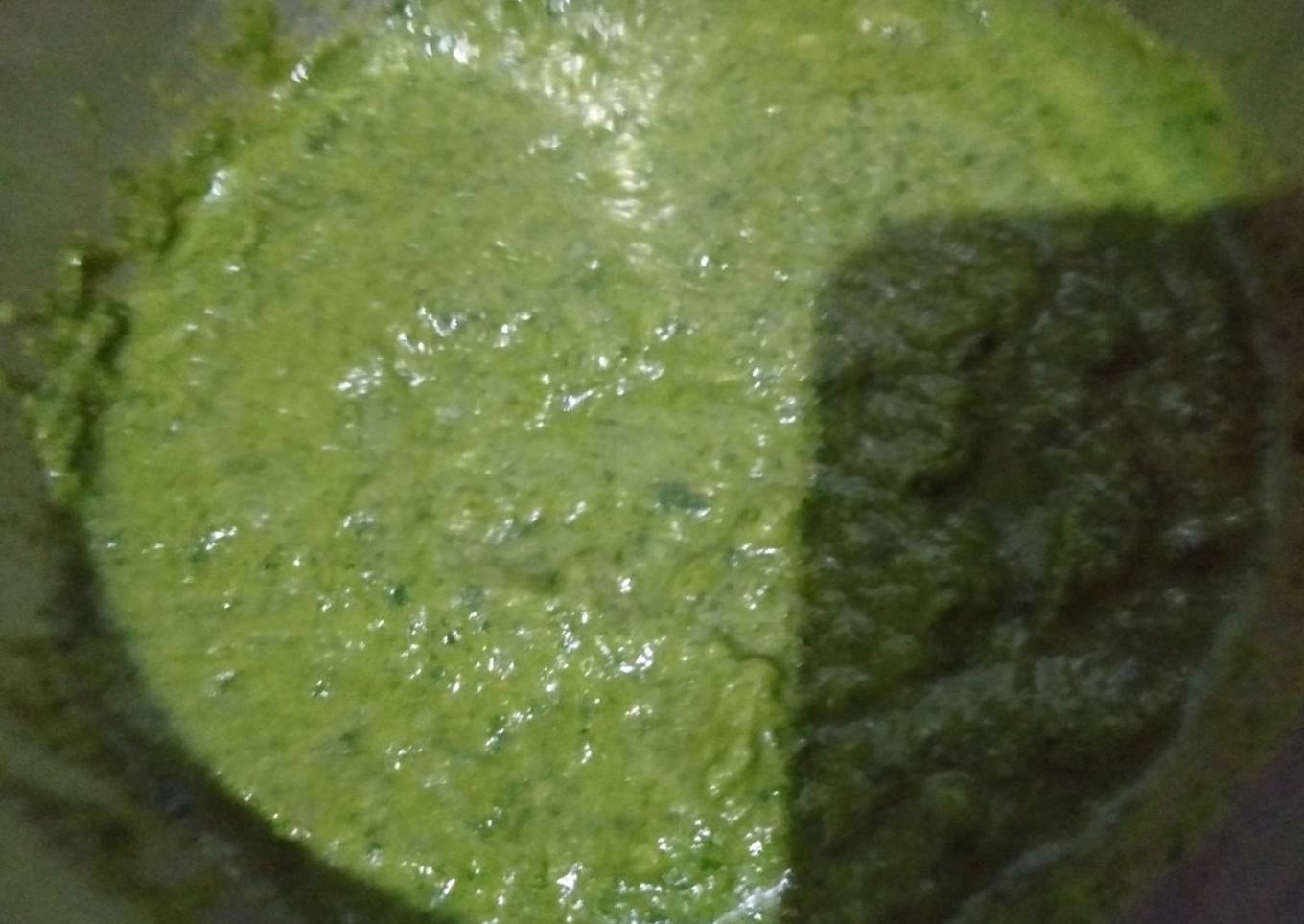 Dhaniye Garlic Chutney