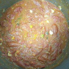 A picture of Tomato soup# before blending.
