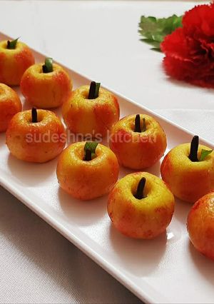 A picture of Apple-shaped Kaju Sweets.