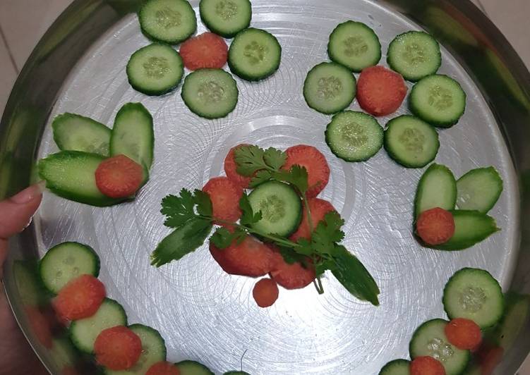 Recipe of Speedy Cucumber &amp; Carrot salad