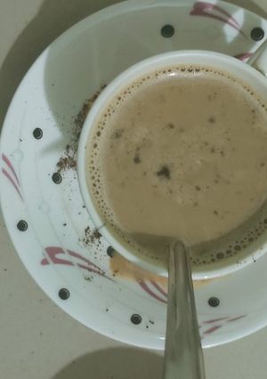 कॉफी (Coffee Recipe In Marathi) रेसिपी चे मुख्य फोटो 