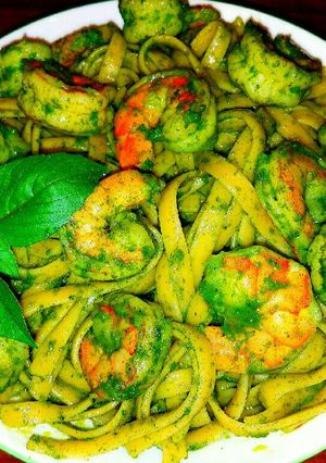 A picture of Mike's Garden Fresh Pesto Fettuccini.