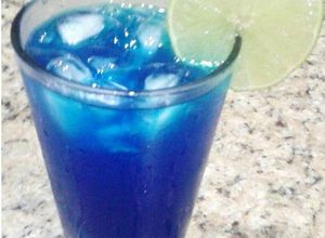 Una foto de Blue Lagoon ( Laguna Azul )