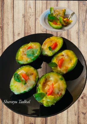 A picture of Avocado cheeslet.