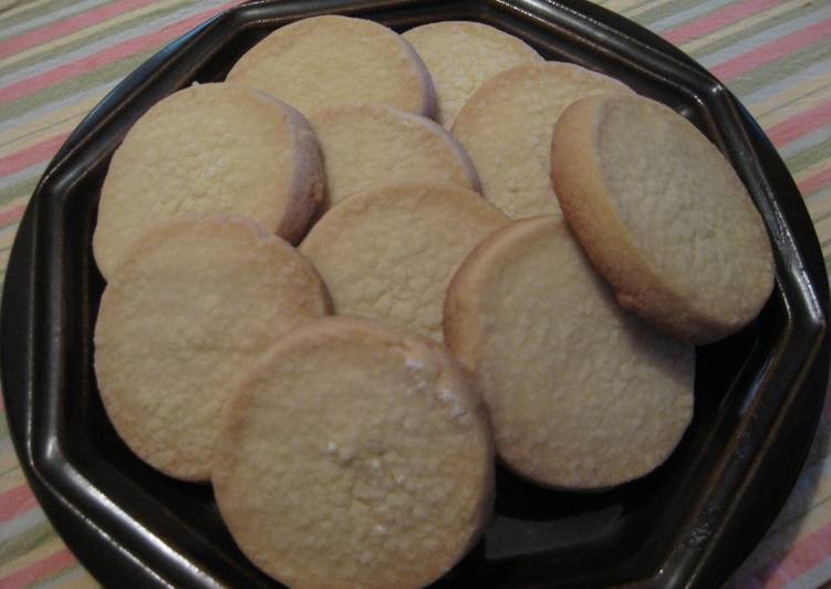 Simple Way to Make Any-night-of-the-week Polvoron - Crumbly Butter Cookies