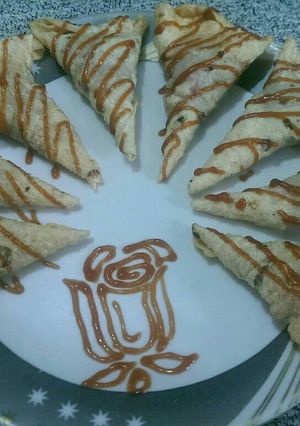 A picture of Papad Samosa.