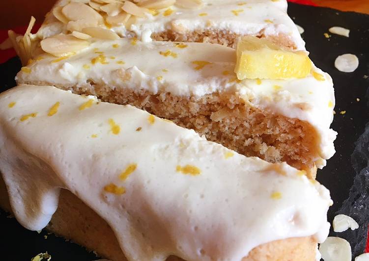 Bizcocho de limón y almendras al micro