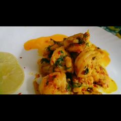 A picture of Butter garlic prawns.