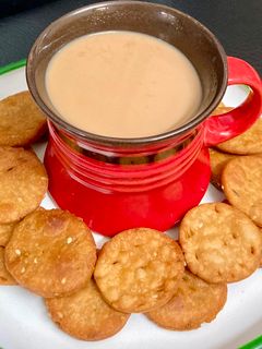 गोड पुरी (God Puri Recipe In Marathi) रेसिपी चे मुख्य फोटो