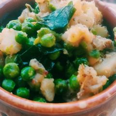 A picture of Sweet Potato matar sabzi.