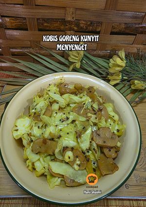 Gambar Kobis + Cendawan Butang Goreng Kunyit menyengat
