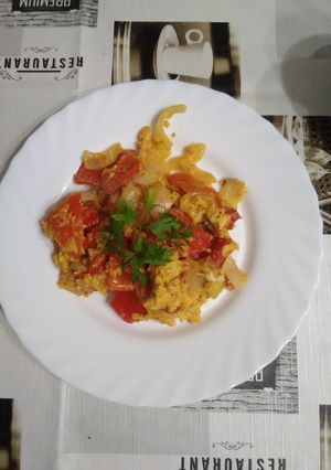 Tojásos lecsó recept fotója