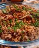Mujadara o Mujaddara: Lentejas y arroz con cebolla crocante