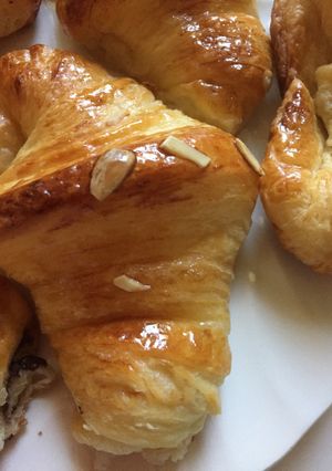 Hình của món Bột ngàn lớp và ứng dụng tạo hình.