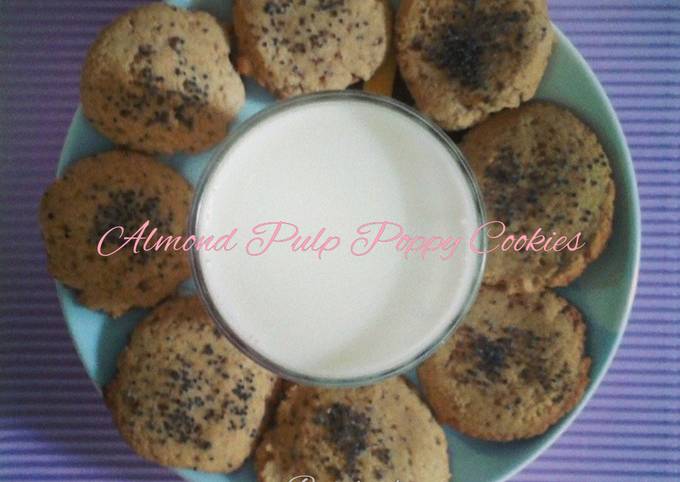 Almond Pulp Poppy Cookies