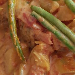 A picture of String bean and courgette curry.