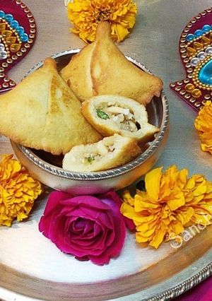 A picture of Royal Sweet Samose.