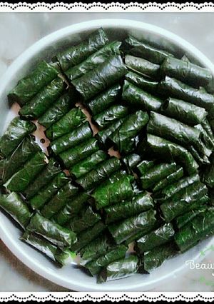 Hình của món Thịt nướng lá lốt.