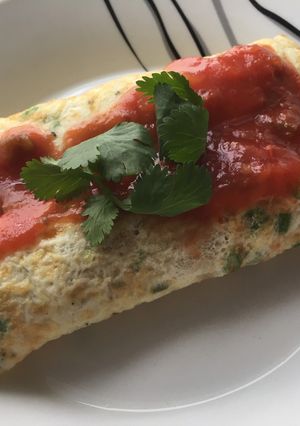 Una foto de Taquitos de clara de huevo y pollo 🍗🌮🥗