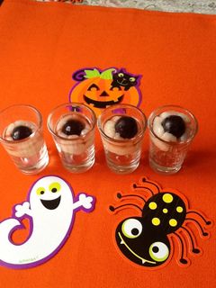 Una foto de Ojos de bruja dulces