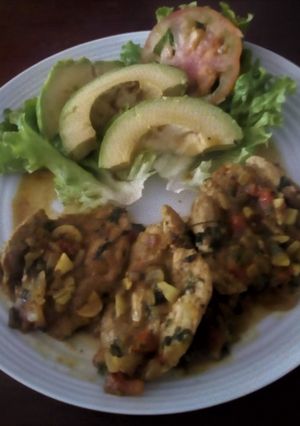 Una foto de Lomo de Cerdo con Ajo, Limón y Pimienta