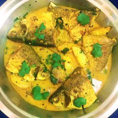 A picture of Coriander Mustard Fish Curry.