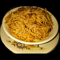 A picture of Noodles.