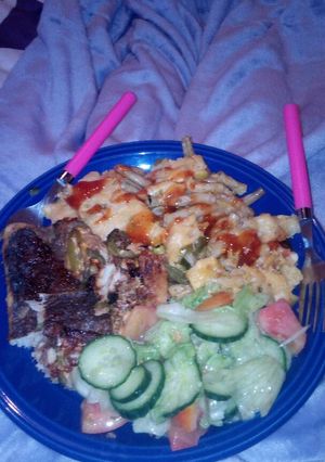 A picture of Macaroni,fish and salad😊.