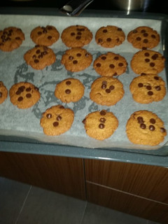 Una foto de Galletas con pepitas de chocolate sin huevos