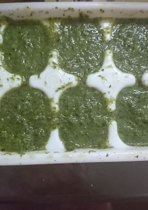 A picture of Green chutney how to save in freezer to save your time..