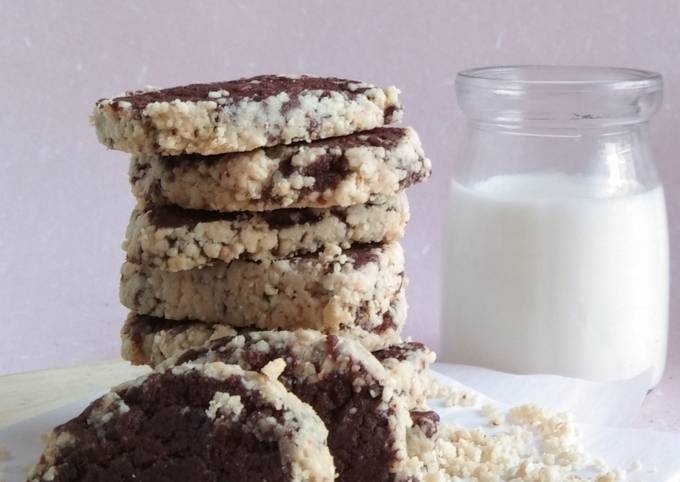 Chocolate Peanut Cookies