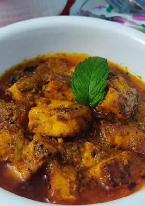 A picture of Paneer Tikka Masala.