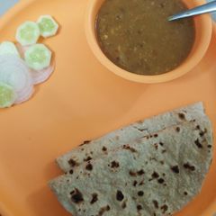 A picture of Fulka with red mung dal.
