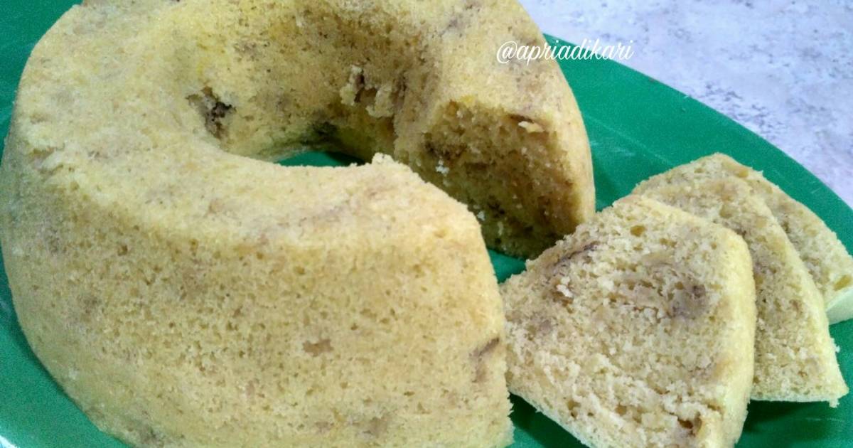 Resep Bolu pisang kukus simpel lembut oleh Apriadikari - Cookpad