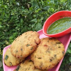 A picture of Falahari instant patties.