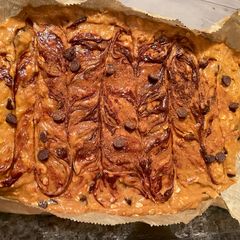 A picture of Lazy pumpkin choc chip banana bars!!.
