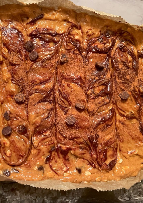 A picture of Lazy pumpkin choc chip banana bars!!.