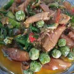 รูปของ Cumi asin lado hijau 🐙 (pedeeees nyonyoooorrr 😱)