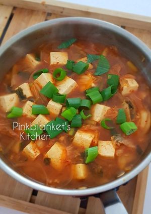 A picture of Kimchi Stew.