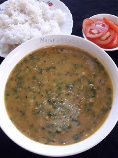 अरहर की पालक वाली दाल (Arhar Ki palak wali dal recipe in Hindi) रेसिपी मुख्य फोटो